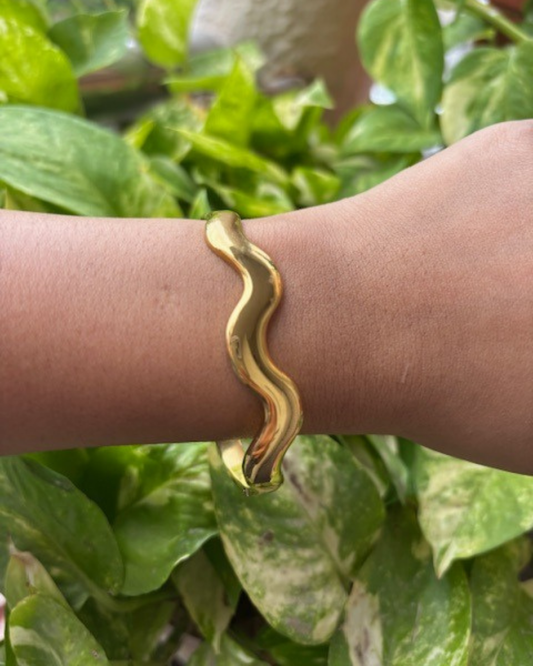 Wavey Anti Tarnish Bracelet - Image 2