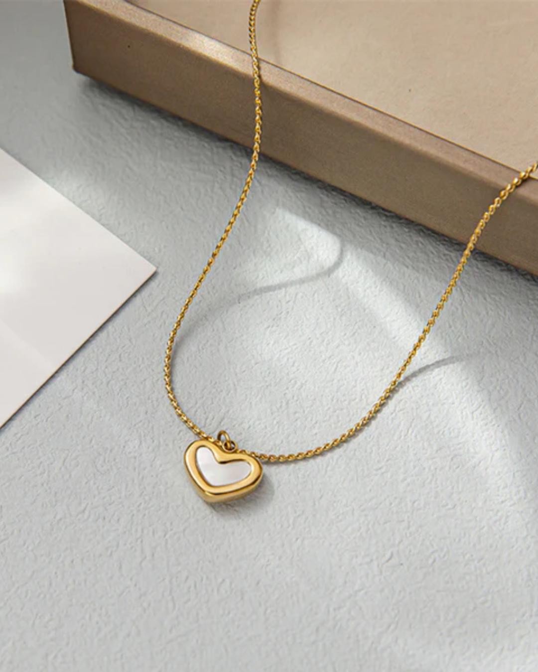 Anti Tarnish White Heart Themed Pendant - Image 2